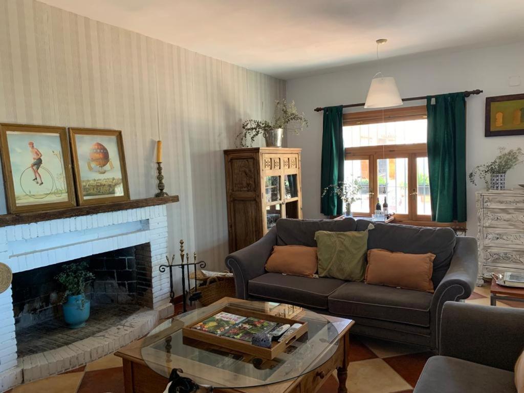 Complejo Rural Lo Arrabal Villa Málaga Exteriör bild
